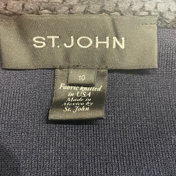 St. John Navy Blue Wool Blend Fringe 3/4 Sleeve Blazer Jacket- EUC- Size‎ 10 - Picture 8 of 11